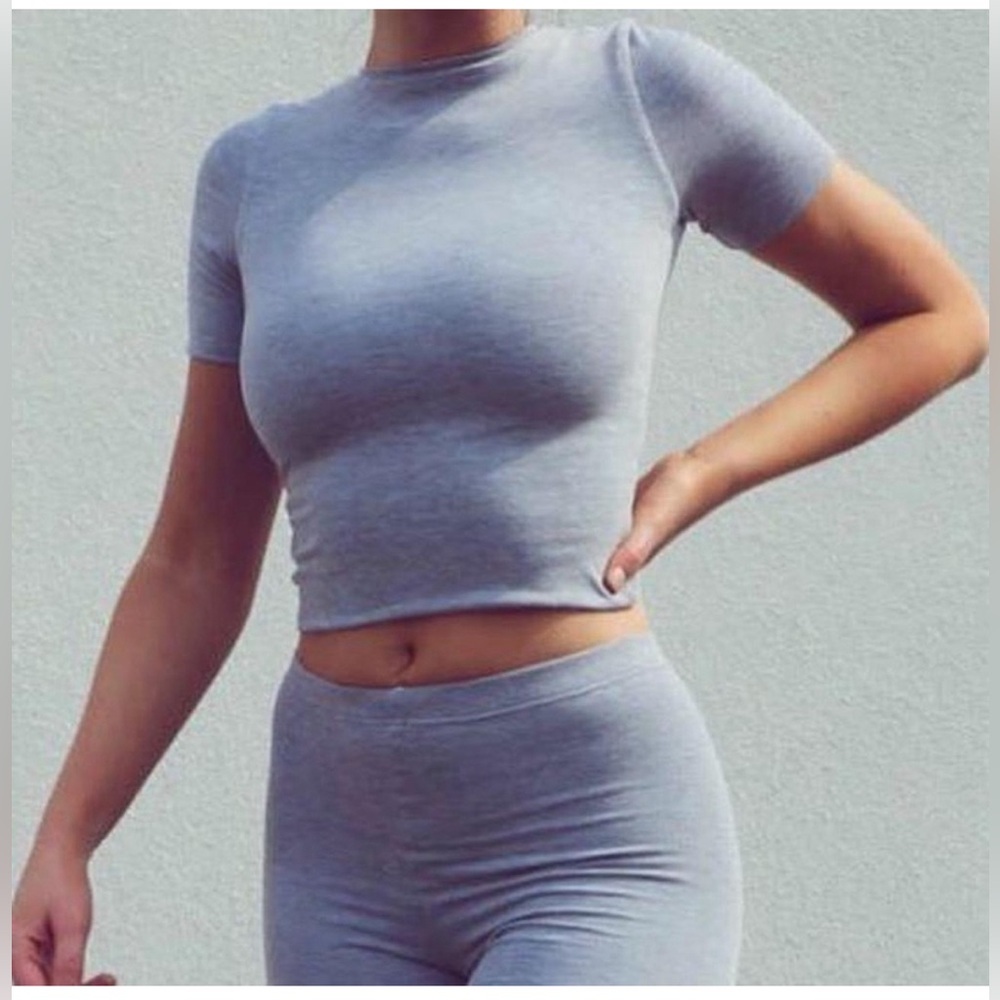 AYM Studio Bourne Short Sleeve Crew Neck Top